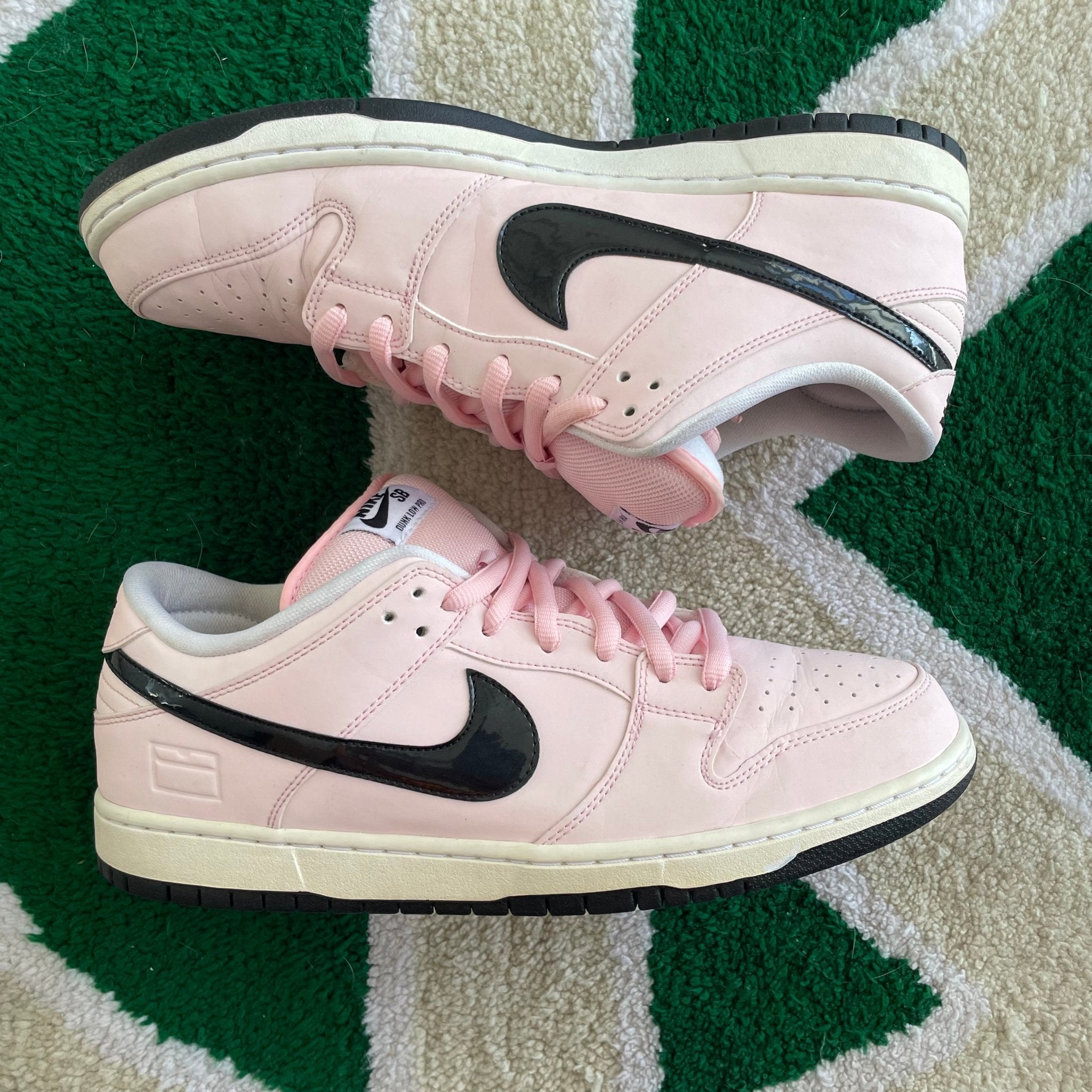 2016 Nike SB Dunk Low Pink Box (US12) – - Main Image